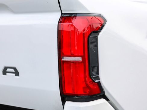 Certified 2024 Toyota Tacoma SR5 image 22