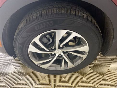 Used 2021 Buick Envision Essence w/ Technology Package I image 15