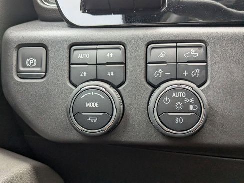 New 2025 Chevrolet Silverado 1500 ZR2 w/ Technology Package image 26