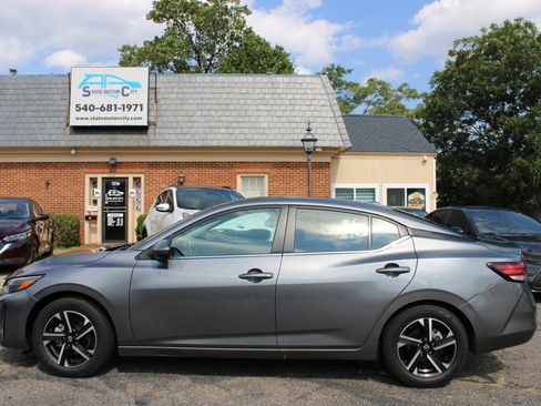 Used 2024 Nissan Sentra SV w/ All-Weather Package FWD image 8