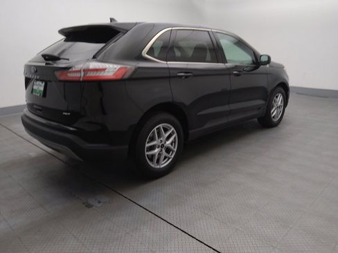 Used 2024 Ford Edge SEL image 10