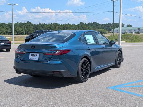 New 2026 Toyota Camry SE w/ Multimedia Upgrade Package FWD image 5