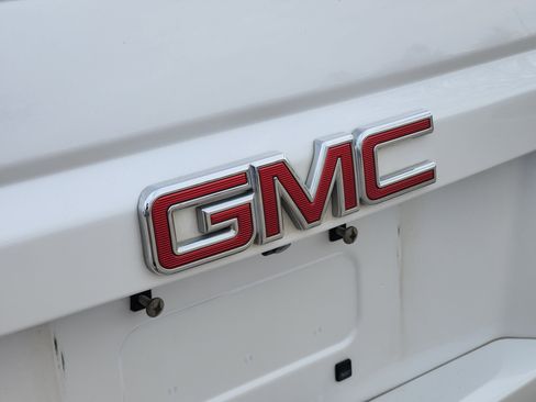 Used 2020 GMC Yukon XL SLT image 12
