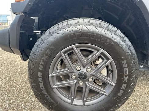 Used 2024 Jeep Wrangler Unlimited Sport AWD/4WD image 20