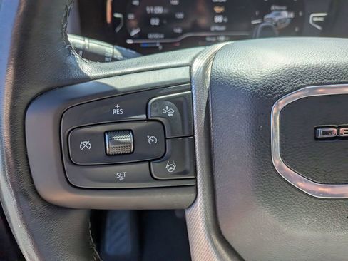 Used 2024 GMC Yukon Denali w/ Advanced Technology Package AWD/4WD image 16