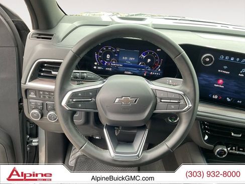 Used 2025 Chevrolet Tahoe Z71 image 12