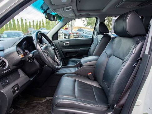 Used 2015 Honda Pilot Touring image 28