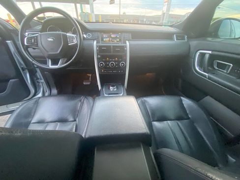 Used 2016 Land Rover Discovery Sport HSE image 21