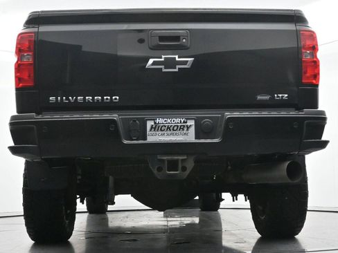 Used 2019 Chevrolet Silverado 2500 LTZ w/ Duramax Plus Package AWD/4WD image 50