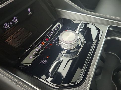 New 2026 Jeep Grand Wagoneer L Summit AWD/4WD image 27