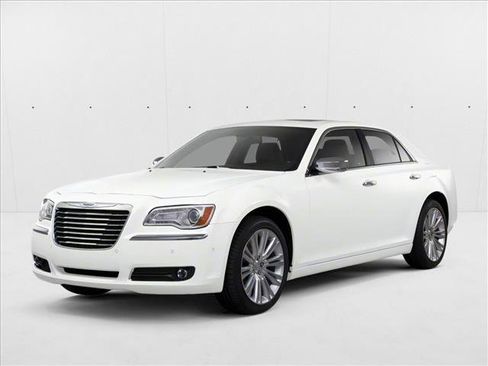 Used 2012 Chrysler 300 Limited image 1