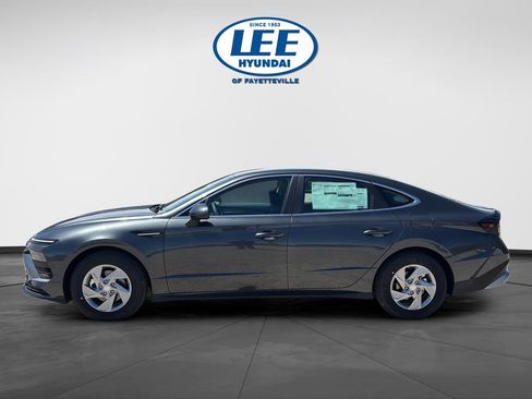 New 2026 Hyundai Sonata SE FWD image 6