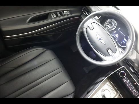 Used 2024 Genesis GV80 2.5T AWD/4WD image 21
