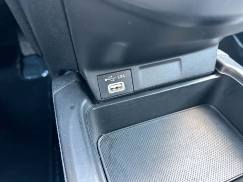 Used 2021 Honda CR-V LX image 32