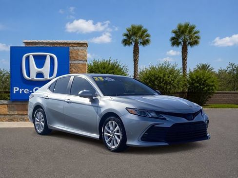 Used 2023 Toyota Camry LE FWD image 7