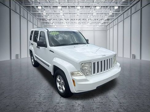 Used 2012 Jeep Liberty Sport w/ Comfort Seating Group AWD/4WD image 7