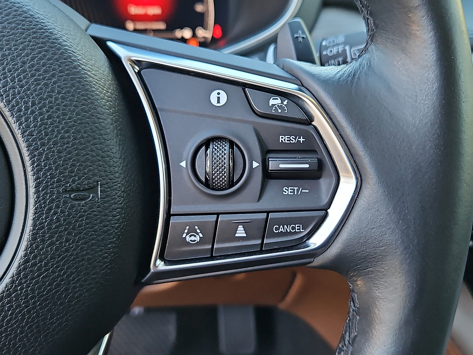 Used 2024 Acura MDX w/ Advance Package AWD/4WD image 26