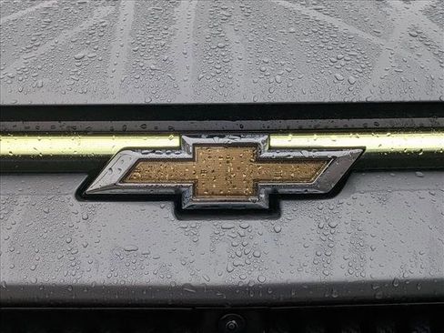 New 2026 Chevrolet Equinox EV LT image 17