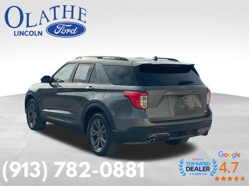 Used 2023 Ford Explorer XLT w/ Equipment Group 202A image 3