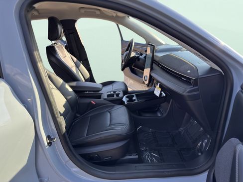 Used 2025 Ford Mustang Mach-E Premium image 48