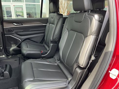 New 2026 Jeep Grand Cherokee L Limited image 16