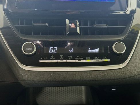 Used 2024 Toyota Corolla LE image 16