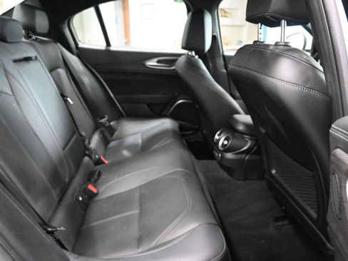 Used 2023 Alfa Romeo Giulia Ti AWD/4WD image 19
