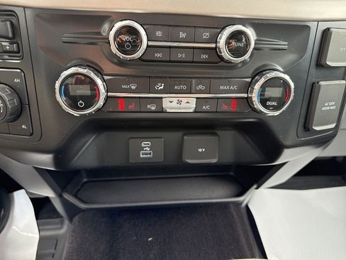 Used 2021 Ford F150 XLT w/ Equipment Group 302A High AWD/4WD image 18