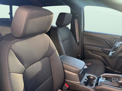 New 2026 GMC Canyon Elevation w/ Convenience Package image 7