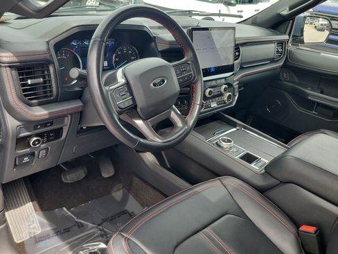 Used 2023 Ford Expedition Limited RWD image 24