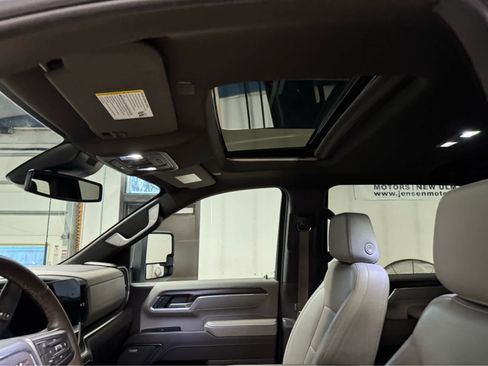 Certified 2025 GMC Sierra 3500 SLT w/ SLT Premium Package image 14