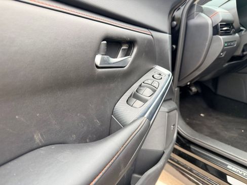 New 2025 Nissan Sentra SR image 21