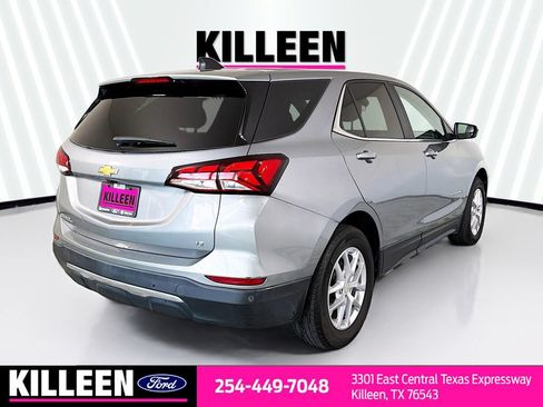 Used 2023 Chevrolet Equinox LT w/ Driver Convenience Package FWD image 9