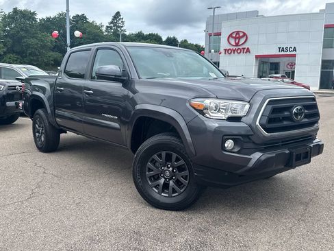 Used 2023 Toyota Tacoma SR5 AWD/4WD image 1