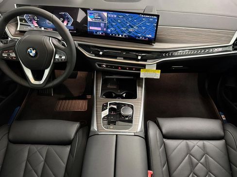 Used 2026 BMW X5 sDrive40i w/ Premium Package image 15