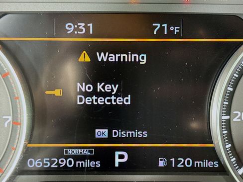 Used 2022 Mitsubishi Outlander SE image 15