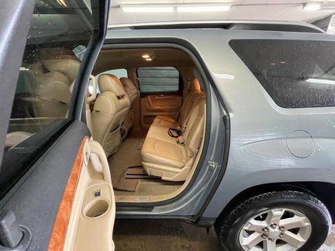 Used 2007 Saturn Outlook XR w/ Premium Trim Pkg image 23