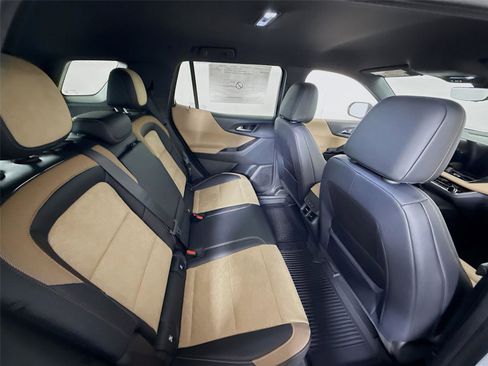 New 2026 Chevrolet Equinox ACTIV w/ Convenience Package III image 33