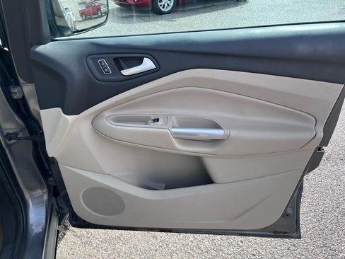 Used 2013 Ford Escape SE image 19