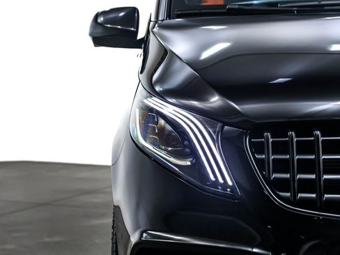 Used 2023 Mercedes-Benz Metris Passenger image 13