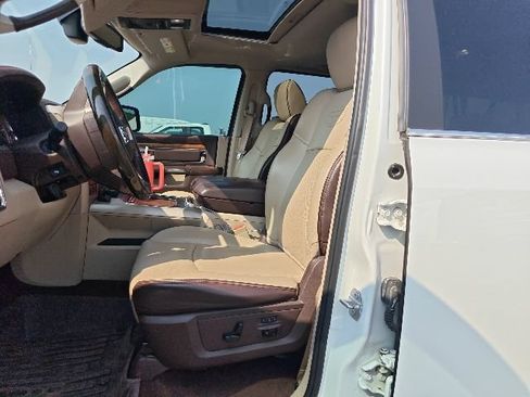 Used 2018 RAM 1500 Laramie Longhorn w/ Longhorn Southfork Package AWD/4WD image 9