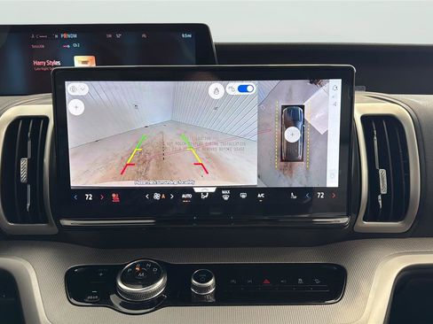 New 2025 Ford Expedition Active image 20