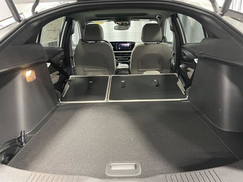 New 2025 Buick Envista Avenir image 19