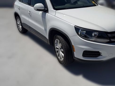 Used 2017 Volkswagen Tiguan Limited w/ Premium Package AWD/4WD image 1
