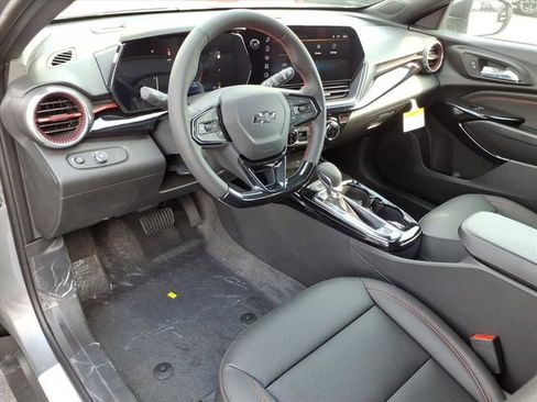 New 2026 Chevrolet Trax RS image 5