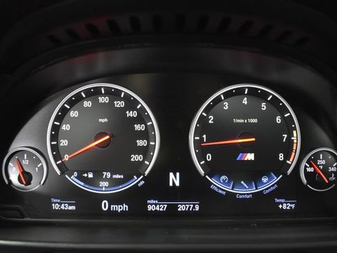 Used 2013 BMW M5 RWD image 28