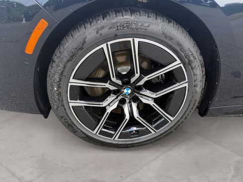 New 2026 BMW i7 xDrive60 AWD/4WD image 14
