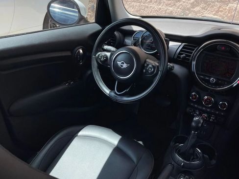 Used 2015 MINI Cooper 4-Door Hardtop image 51