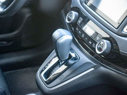 Used 2016 Honda CR-V Touring image 20