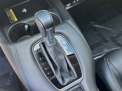 Certified 2024 Honda HR-V EX-L image 15